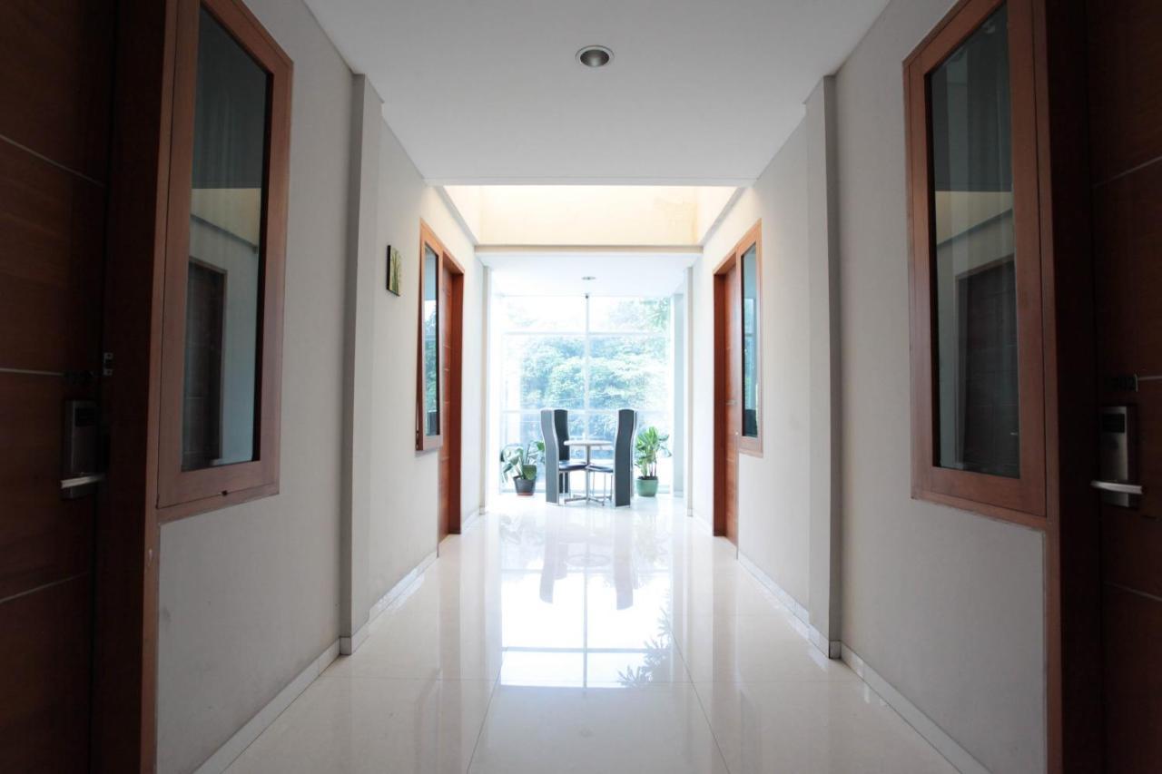 Legreen Suite Tebet Jakarta Exteriör bild